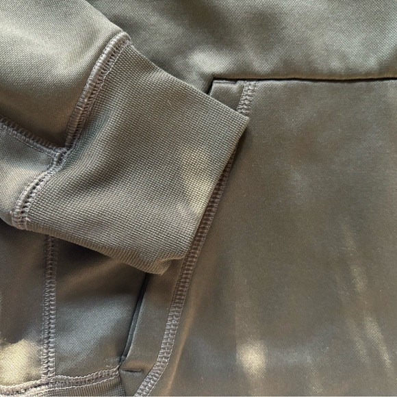 Nike SeattleSeahawks Salute to Service Hoodie (Youth Large) - Picture 4 of 8